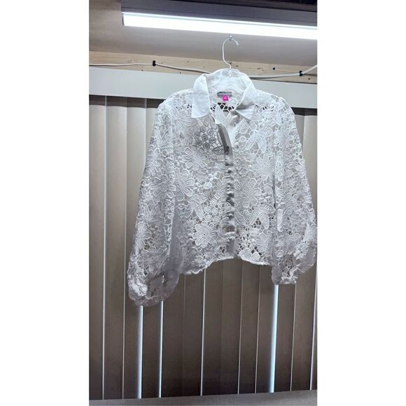 VINCE CAMUTO EYELET BALLON SLEEVE BLOUSE SHIRT SIZE XS P1-58 - Picture 3 of 16